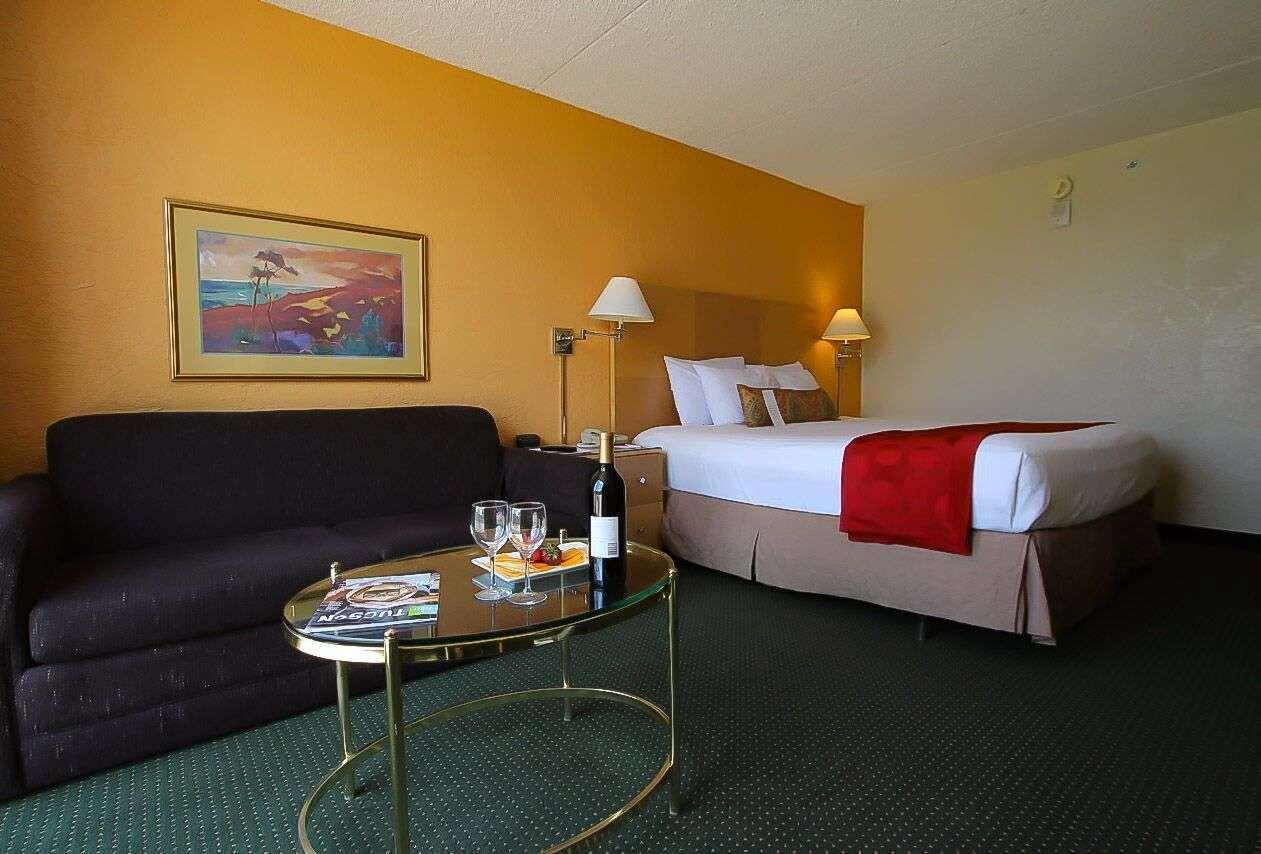 Ramada By Wyndham Tucson Exterior foto