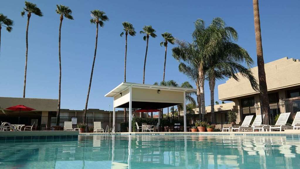 Ramada By Wyndham Tucson Exterior foto